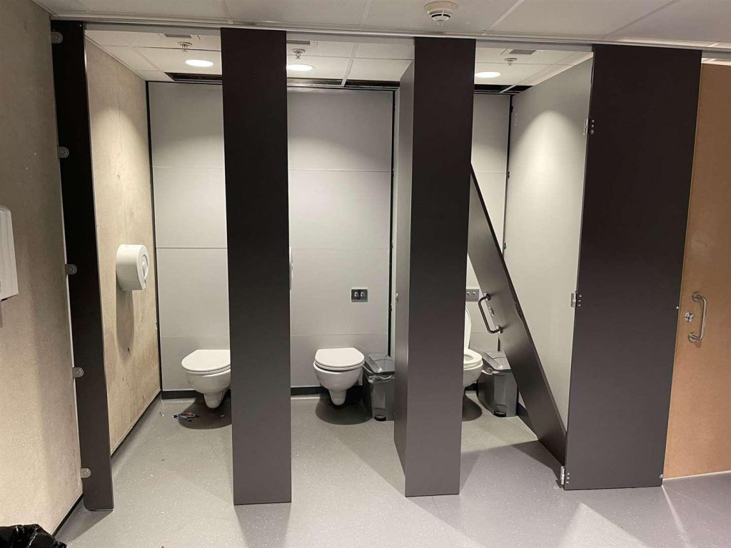 commercial-washroom-refurbishment-progress